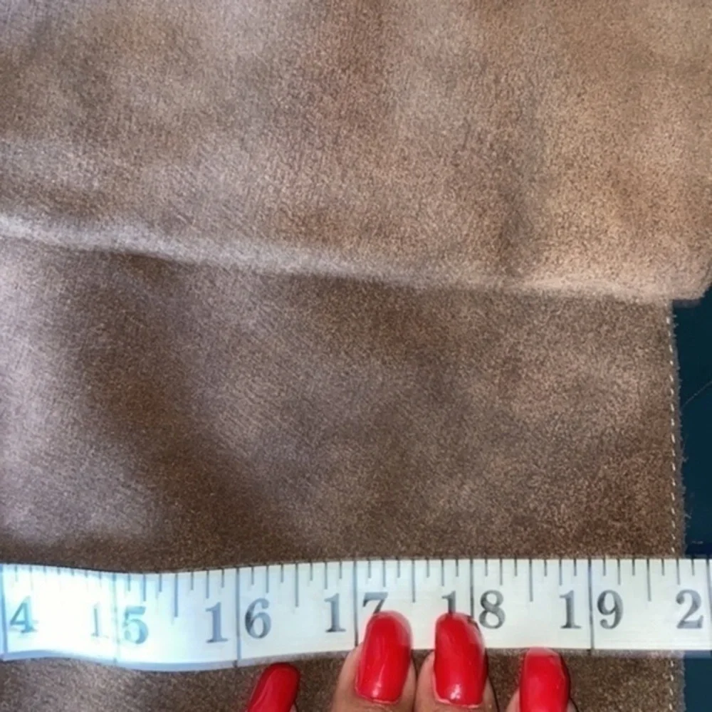 BCBG SUEDE BROWN BOOTS SIZE 6.5/36